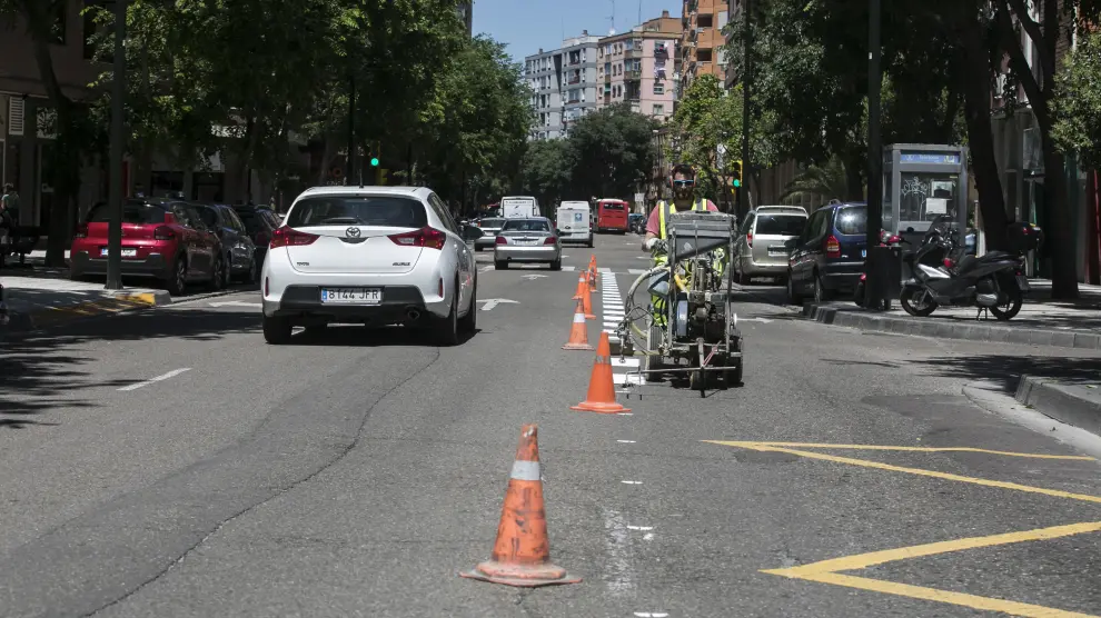 Primeros trabajos que se están llevando a cabo en La Almozara para el carril bici