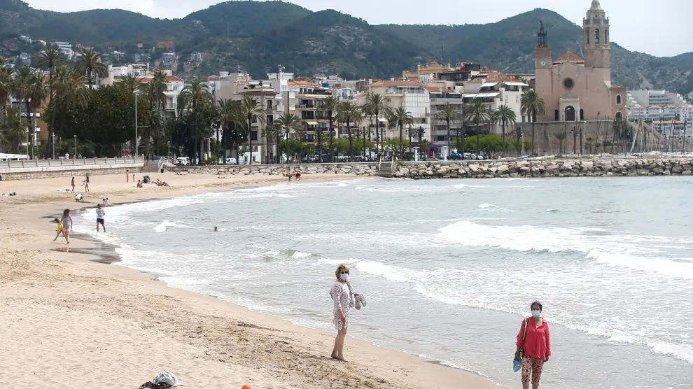 Desescalada en la playa en Sitges (Barcelona)