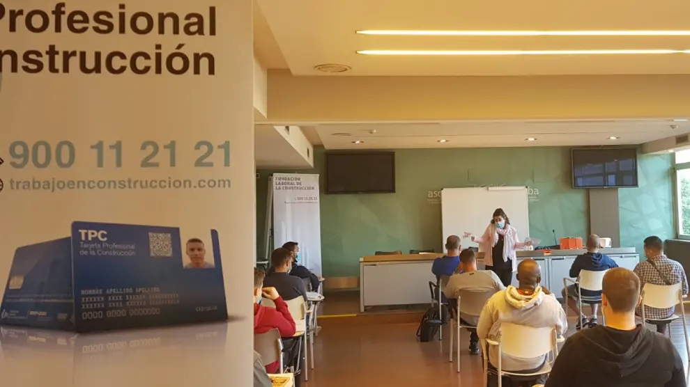 Uno de los cursos desarrollados en las instalaciones de la Fundación Laboral de la Construcción en Villanueva de Gállego