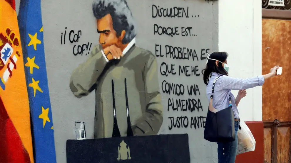 El mural con Fernando Simón que ha pintado en Valencia el artista J Warx.