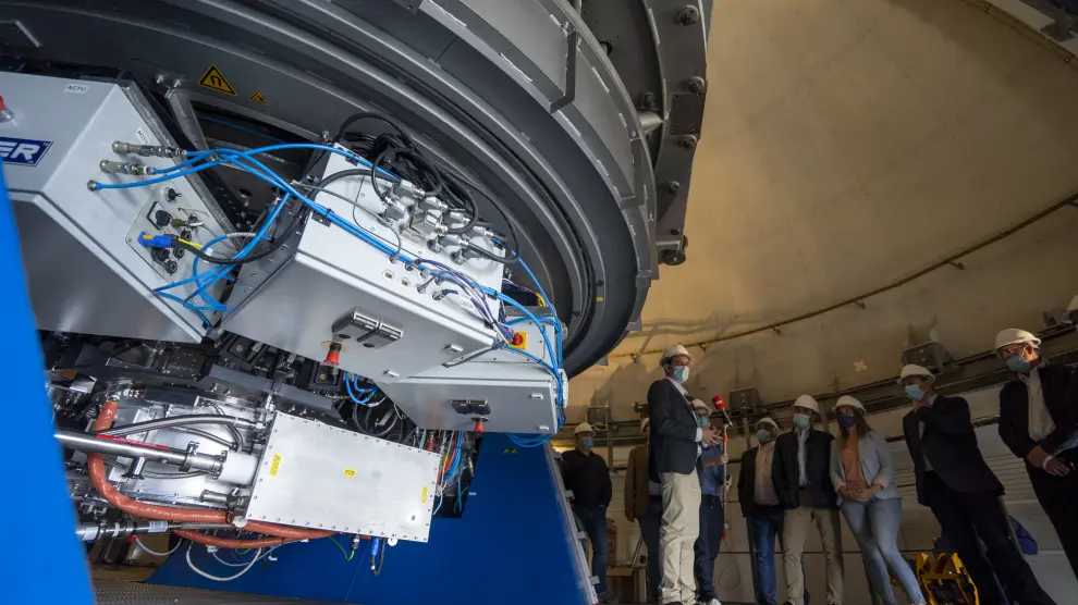 La segunda cámara astronómica más potente del mundo se instala en Javalambre