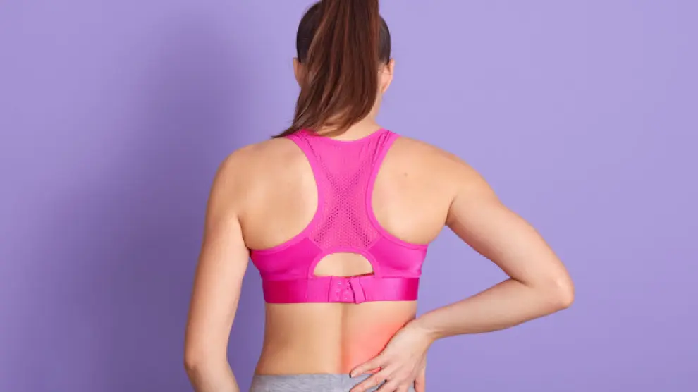 Levantar peso con una postura incorrecta puede acarrear dolores de espalda.