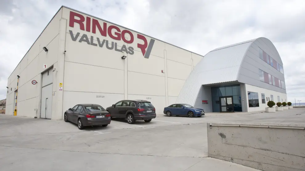 Imagen del exterior de las instalaciones de Ringo Valvulas en el polígono Empresarium de Zaragoza.