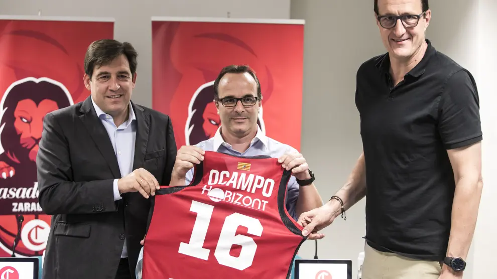 Presentación del nuevo entrenador del Casademont Zaragoza, Diego Ocampo