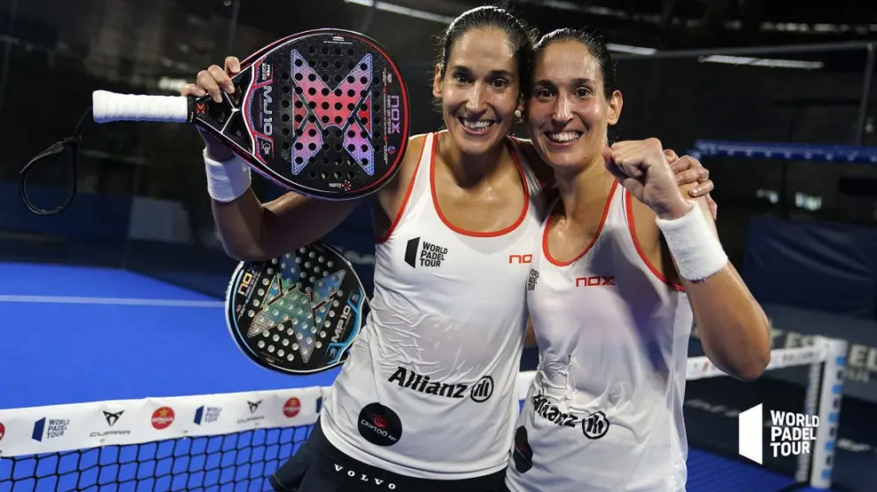 Mapi y Majo Sánchez Alayeto, felices tras ganar el Adelas Open de Madrid de pádel