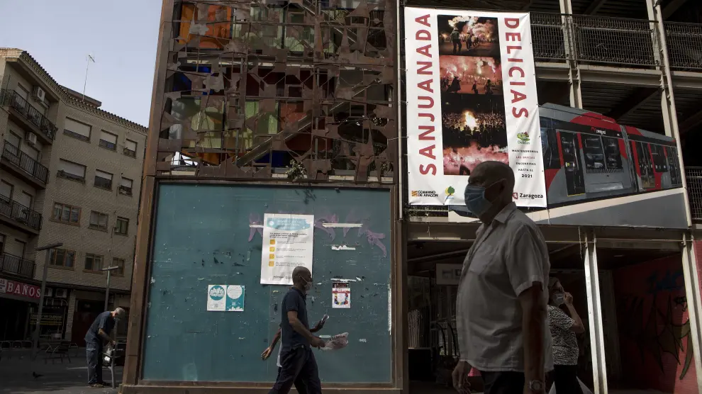 Fotos del barrio zaragozano de Delicias, golpeado por el coronavirus