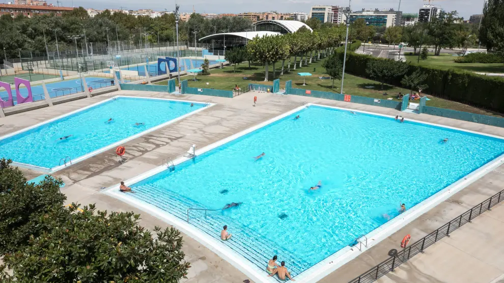 Imagen de las piscinas de verano del CDM Alberto Maestro de Zaragoza