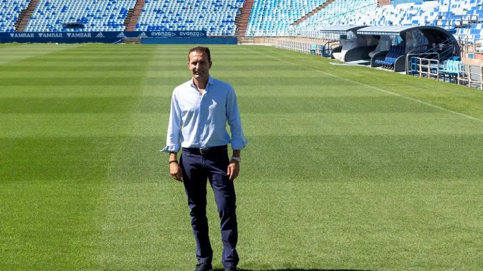 Rubén Baraja, entrenador del Real Zaragoza, en su presentación en La Romareda hace 10 días.