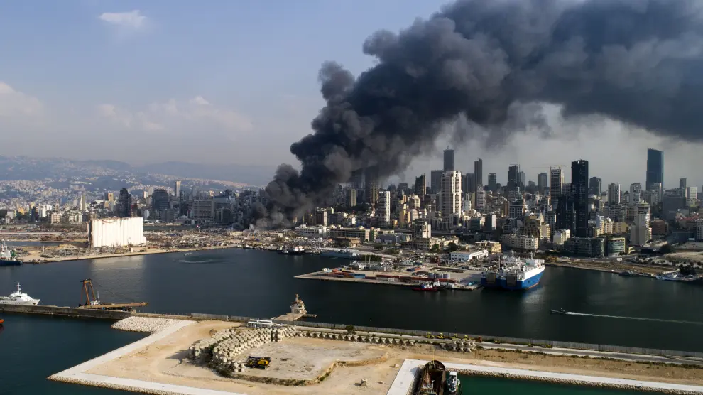 Fresh blaze breaks out in Beirut's port