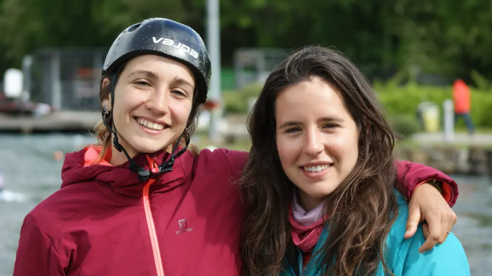 Julia Cuchí y Carmen Costa, la representación aragonesa en el Europeo de eslalon.