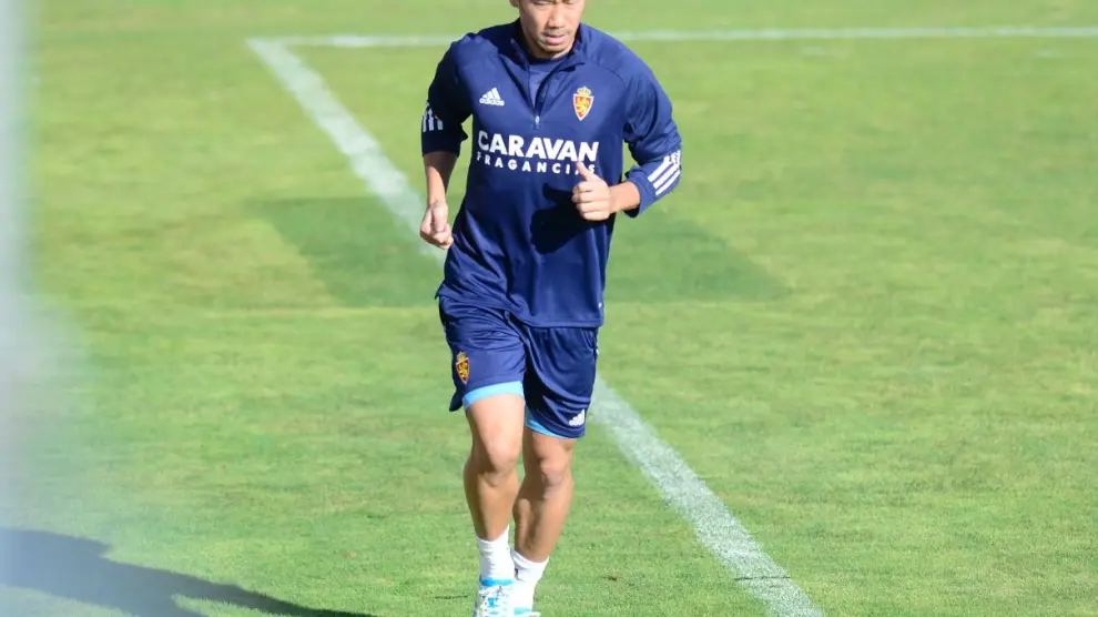 Kagawa, trabajando en solitario en uno entrenamiento reciente con el Real Zaragoza.