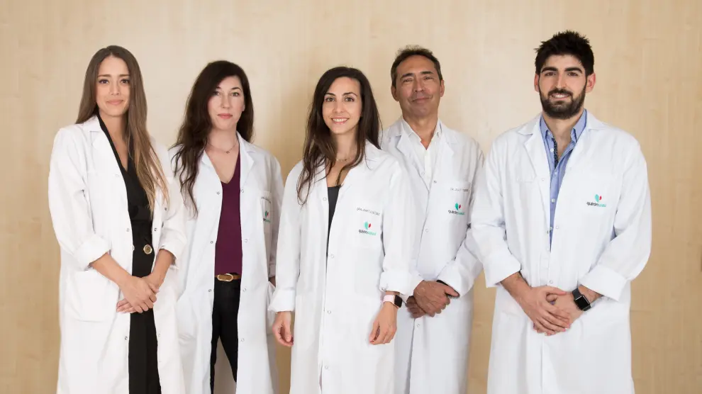 Foto de archivo de los miembros del servicio de Cirugía General de Quirónsalud Zaragoza