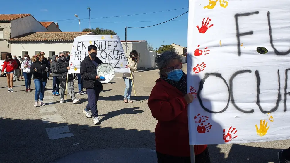 Manifestación contra la okupación en Nuez de Ebro