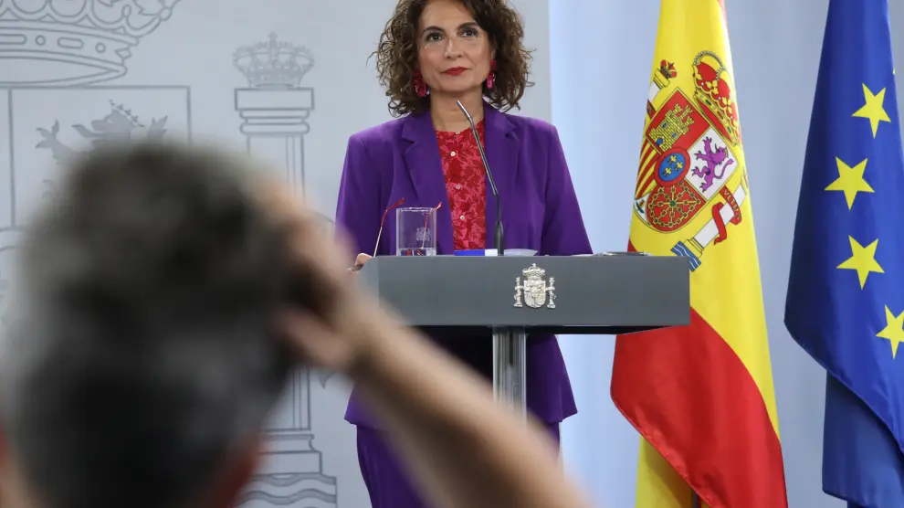La ministra portavoz y de Hacienda, María Jesús Montero, comparece en rueda de prensa posterior al Consejo de Ministro celebrado en la Moncloa.
