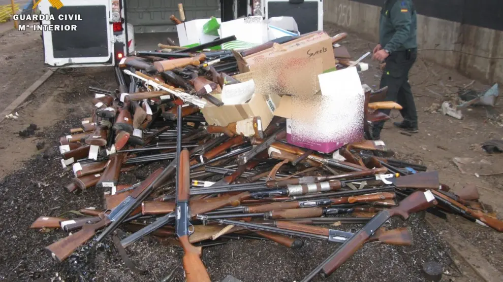 La mayoría de las armas destruidas por la Guardia Civil de Huesca han sido escopetas.