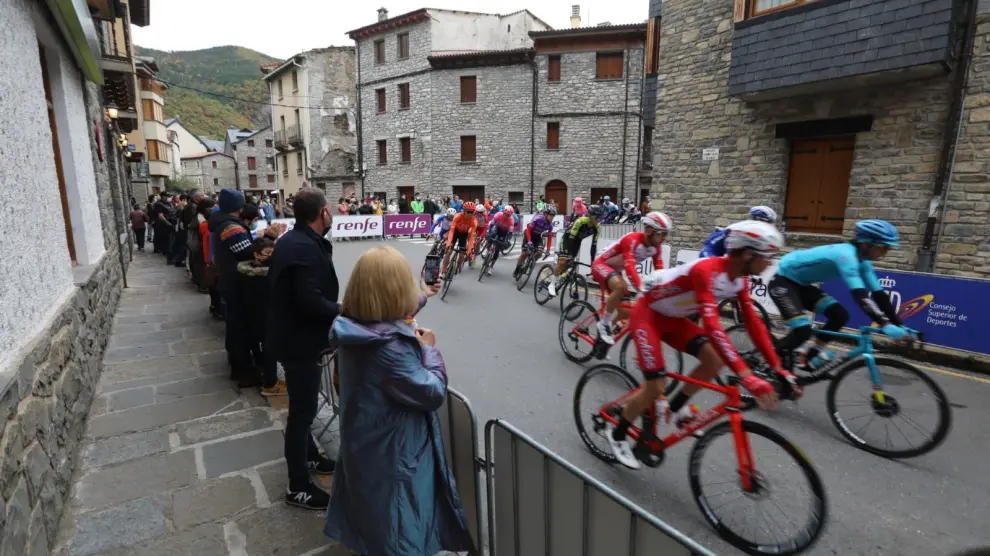 Foto de la sexta etapa de la Vuelta a España entre Biescas y Formigal