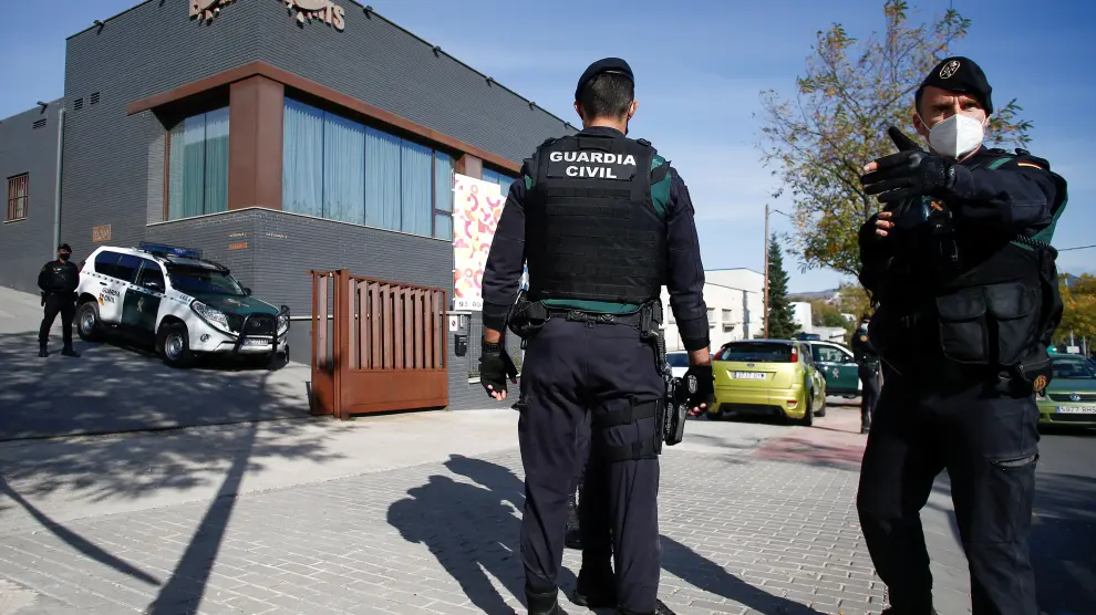 Varios detenidos por desvío de fondos para gastos Puigdemont