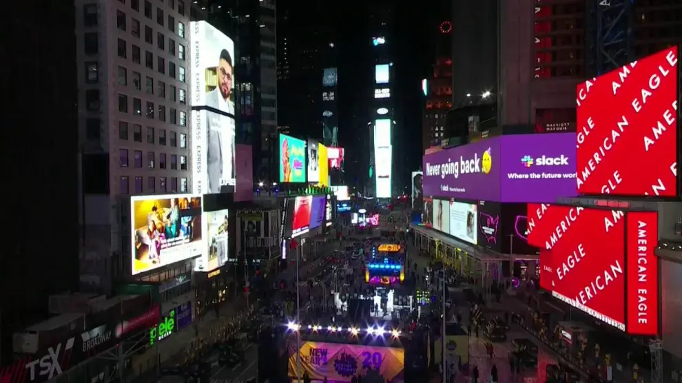 Nueva York recibe el 2021 con un Times Square casi desierto