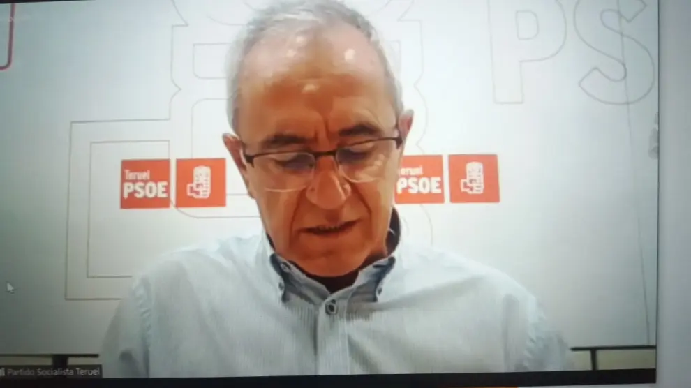 El portavoz del PSOE en el Ayuntamiento de Teruel, Samuel Morón, ha hecho balance de 2020 en una rueda de prensa telemática.
