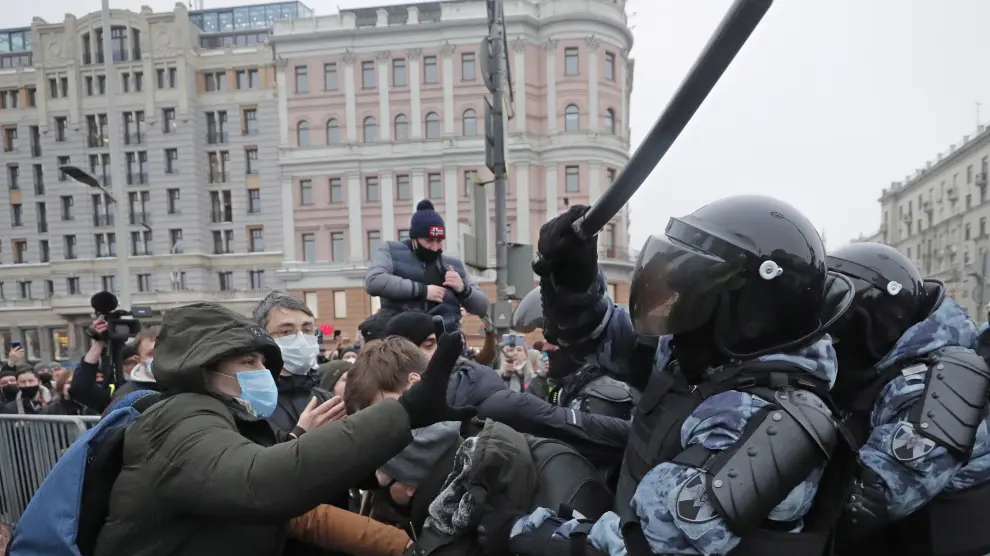 Protesta en Moscú contra el arresto de Navalni.