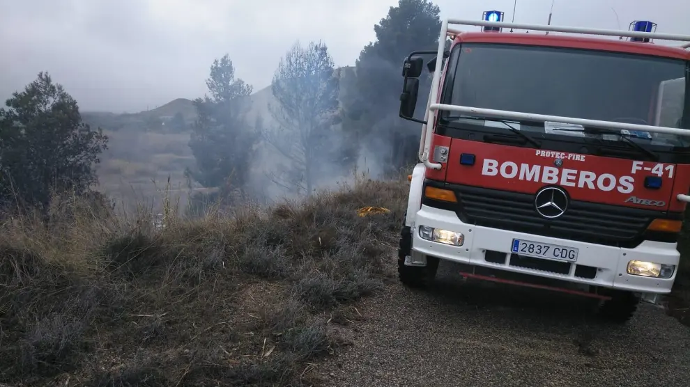 Los bomberos de la Diputación Provincial de Teruel en Urrea de Gaén