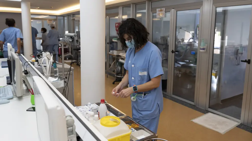 UCi del Hospital ObispoPolanco de Teruel con pacientes de Covid - 19. Foto Antonio Garcia/Bykofoto. 21/10/20 [[[FOTOGRAFOS]]][[[HA ARCHIVO]]]