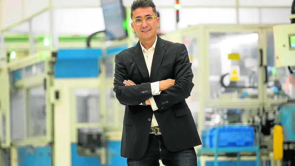 Pedro Pablo Andreu, director general de la empresa Fersa Bearings, fabricante de rodamientos, en la planta zaragozana.