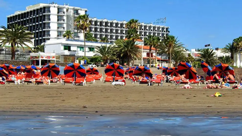 Imagen de archivo de un hotel en una playa de Gran Canaria.