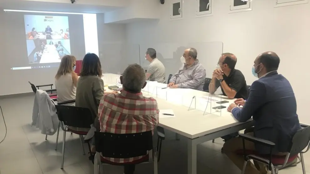 Reunión telemática entre los representantes del Ayuntamiento de Barbastro y del Sepes.