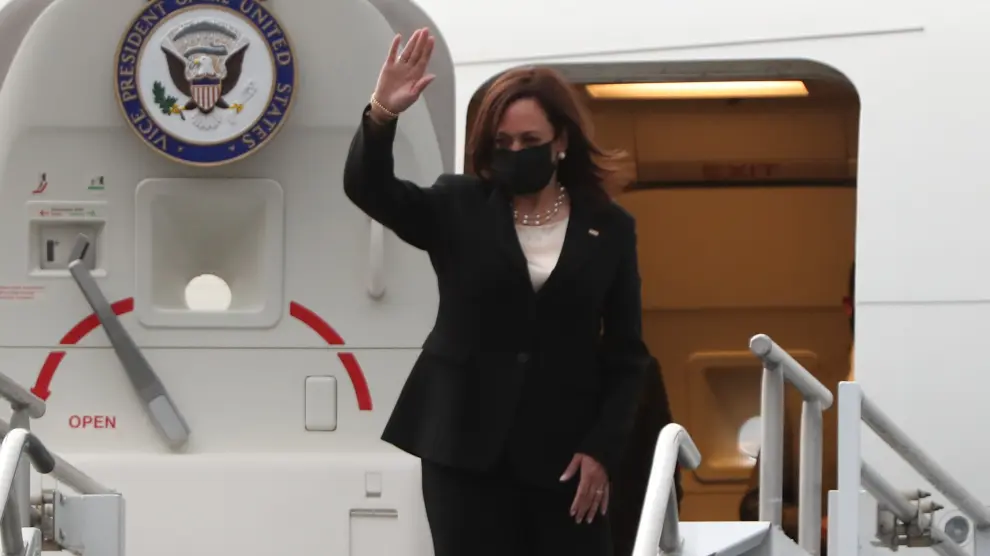 Vicepresidenta Kamala Harris viaja a EEUU tras gira por México y Guatemala