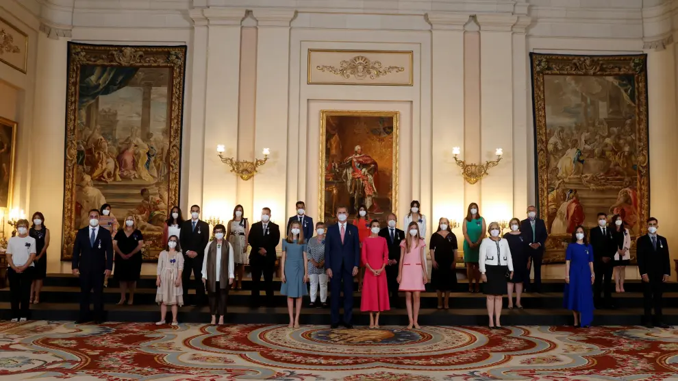 Felipe VI condecora a 24 ciudadanos anónimos
