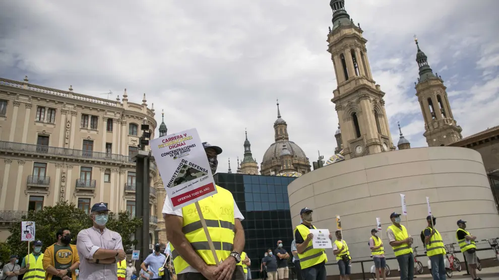 Protesta de militares en Zaragoza para reclamar subidas de sueldos.