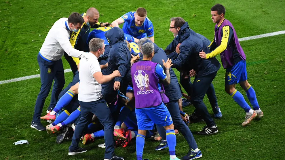 Ucrania celebra el pase a cuartos de final