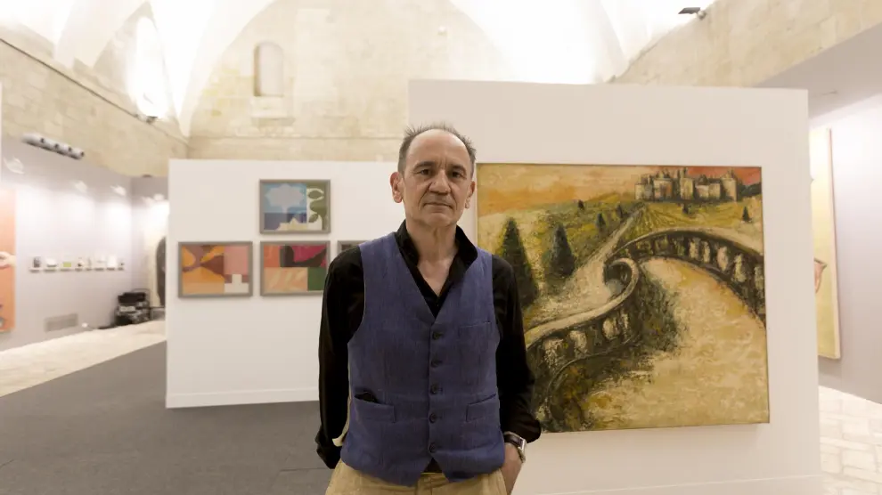 Santiago Arranz en su retrospectiva en el Museo de Huesca.