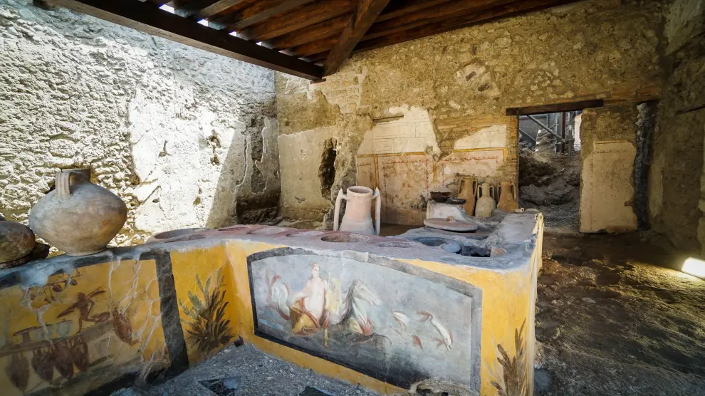 Pompeya se enriquece con la apertura al público de un excepcional termopolio