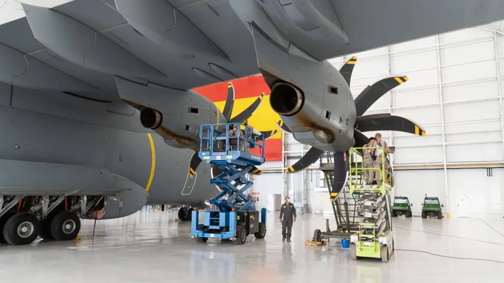 Preparativos del Ala 31 en la Base Aérea de Zaragoza para partir hacia Afganistán