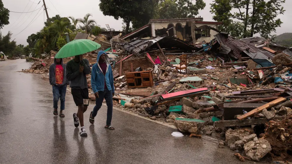 Fuertes lluvias caen en la zona más afectada por el terremoto en Haití