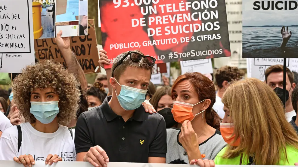 Manifestación de la "Plataforma Stop Suicidios"