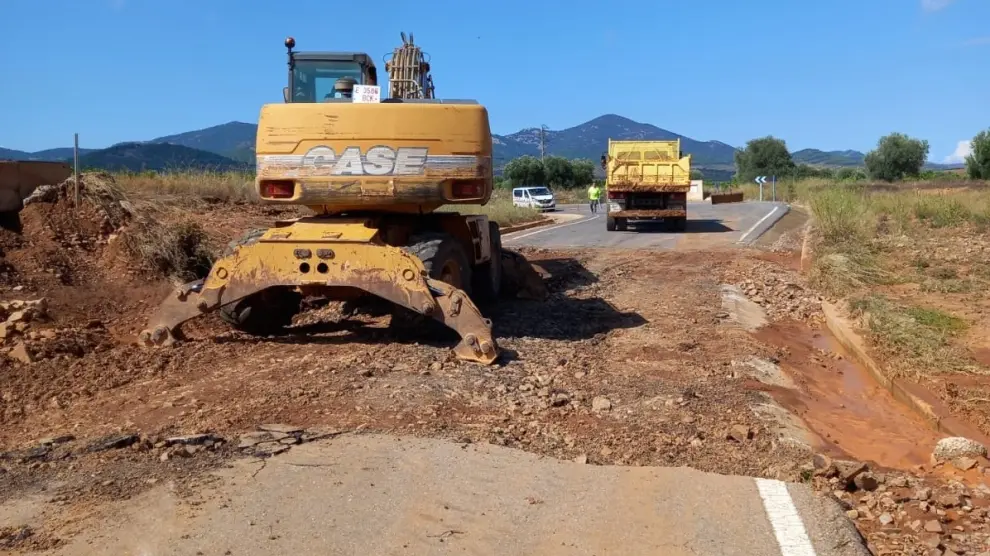 Estado de la carretera de Cosuenda la semana pasada tras las fuertes lluvias
