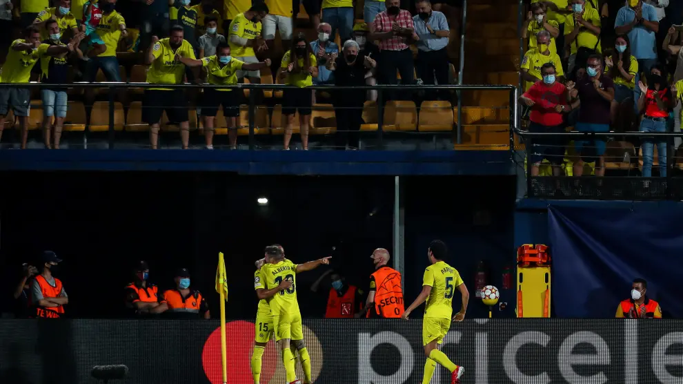 Jugadores del Villarreal celebrando uno de los goles