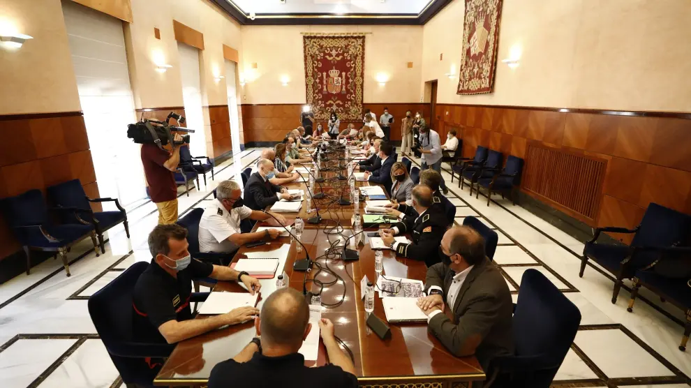 Reunión de la Junta de Seguridad Local de Zaragoza con motivo de las 'no fiestas' del Pilar.