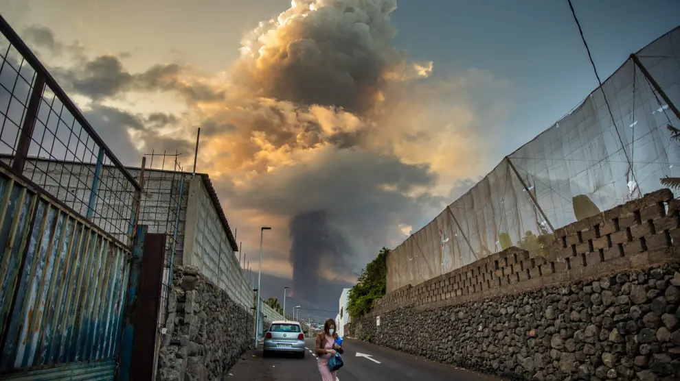 Gran Columna de humo del volcán