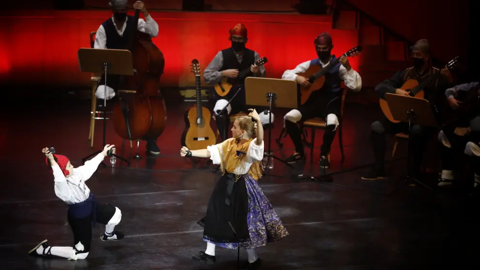 Certamen oficial de jotas -categorías benjamín, infantil y juvenil- del Pilar 2021, en la Sala Mozart del Auditorio