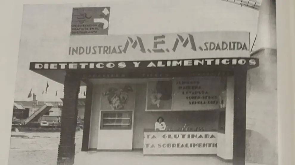 Instalación de Industrias M. E. M. de Zaragoza en la primera Feria General, en 1941.
