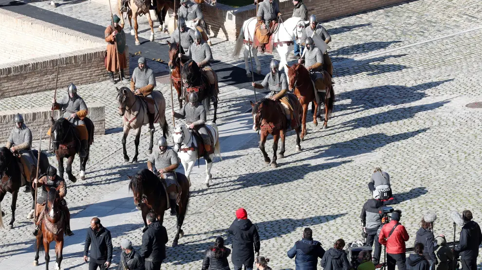 Rodaje en 2019 de la serie 'El Cid' en el palacio de la Aljafería.