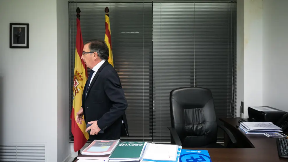 Luis María Beamonte, en su despacho de la sede del PP-Aragón