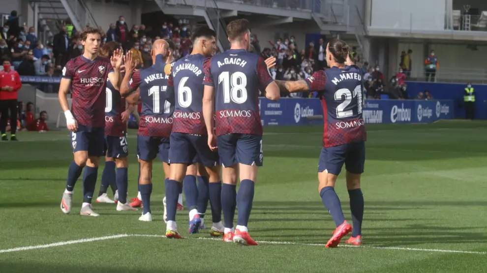Partido SD Huesca-Amorebieta, jornada 13 de Segunda División, en El Alcoraz