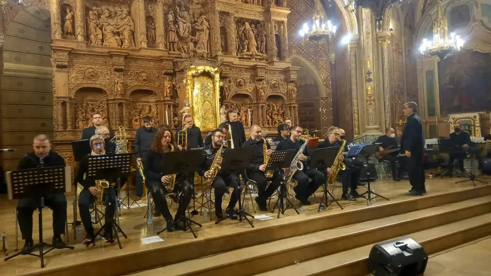 El hermanamiento arranca con un concierto de la Arrabal Big Band zaragozana en la iglesia de San Pedro de Teruel.
