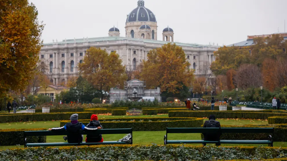Austrian government imposes lockdown for the unvaccinated amidst COVID-19 outbreak
