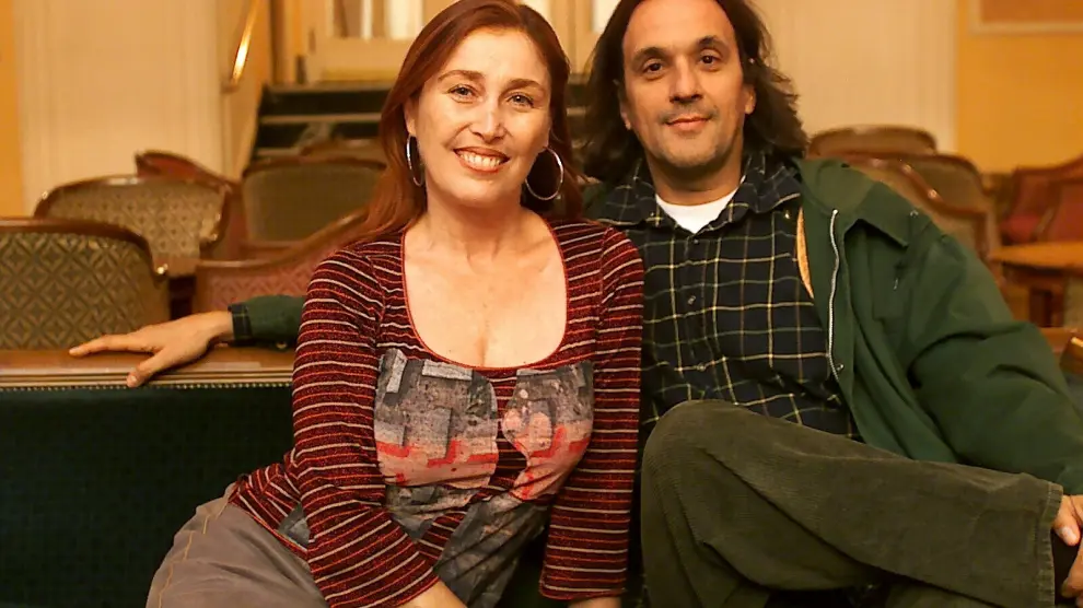 La actriz Verónica Forqué y el director Manuel Iborra, fotografiados en Zaragoza en 2001